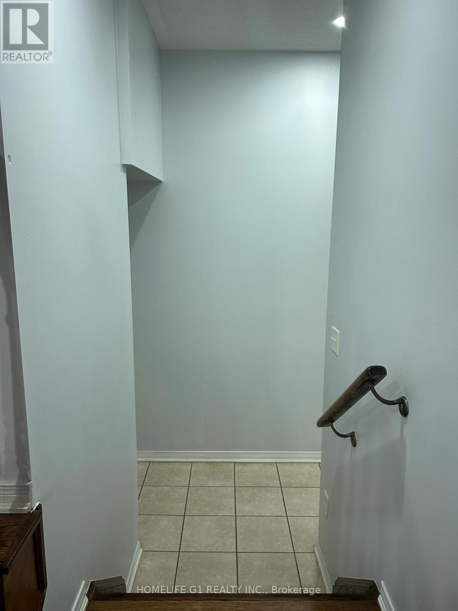 86 Newington Crescent, Brampton, Ontario  L6P 3E9 - Photo 19 - W12635184