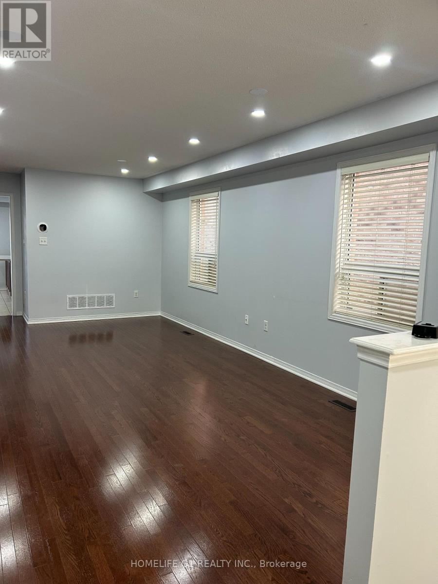 86 Newington Crescent, Brampton, Ontario  L6P 3E9 - Photo 17 - W12635184