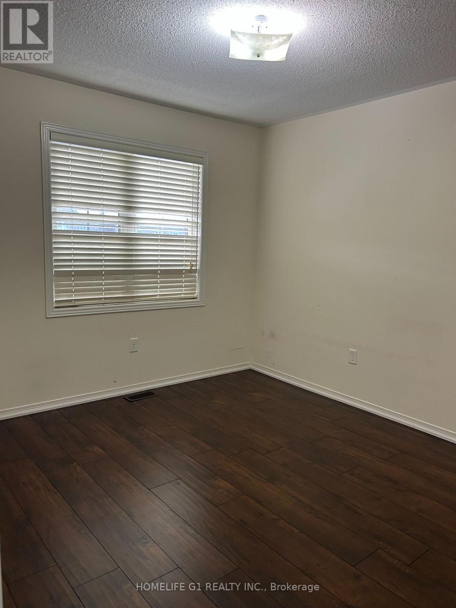 86 Newington Crescent, Brampton, Ontario  L6P 3E9 - Photo 9 - W12635184