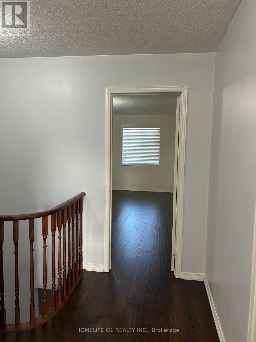 86 Newington Crescent, Brampton, Ontario  L6P 3E9 - Photo 12 - W12635184