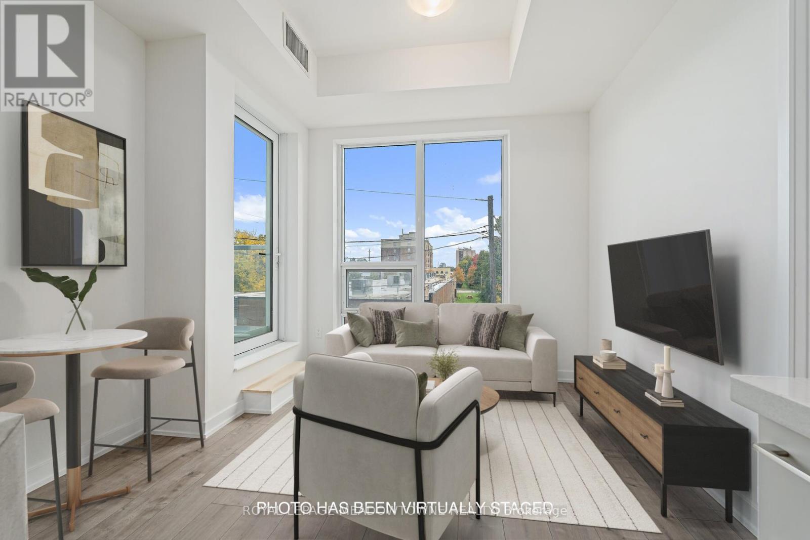 218 - 500 Plains Road, Burlington, Ontario  L7T 2E1 - Photo 12 - W12544092