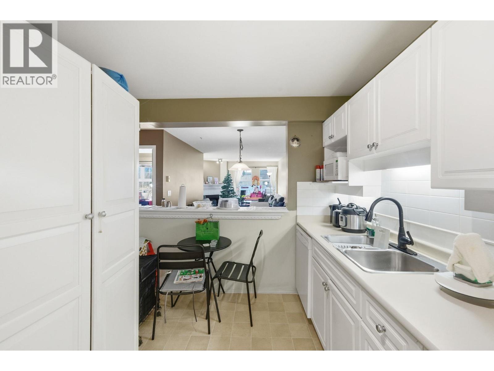 404 1655 Grant Avenue, Port Coquitlam, British Columbia  V3B 7V1 - Photo 11 - R3074009