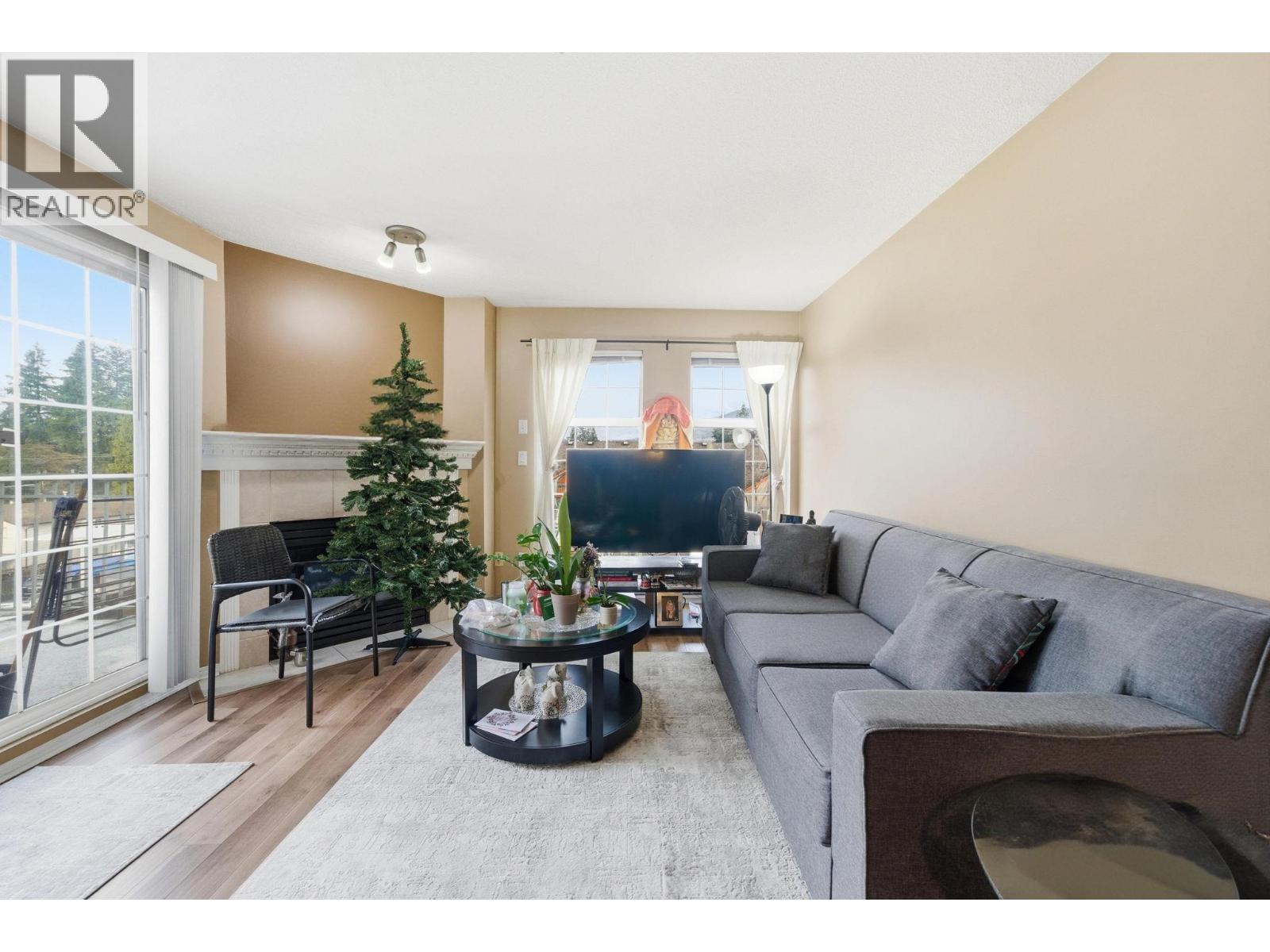 404 1655 Grant Avenue, Port Coquitlam, British Columbia  V3B 7V1 - Photo 2 - R3074009