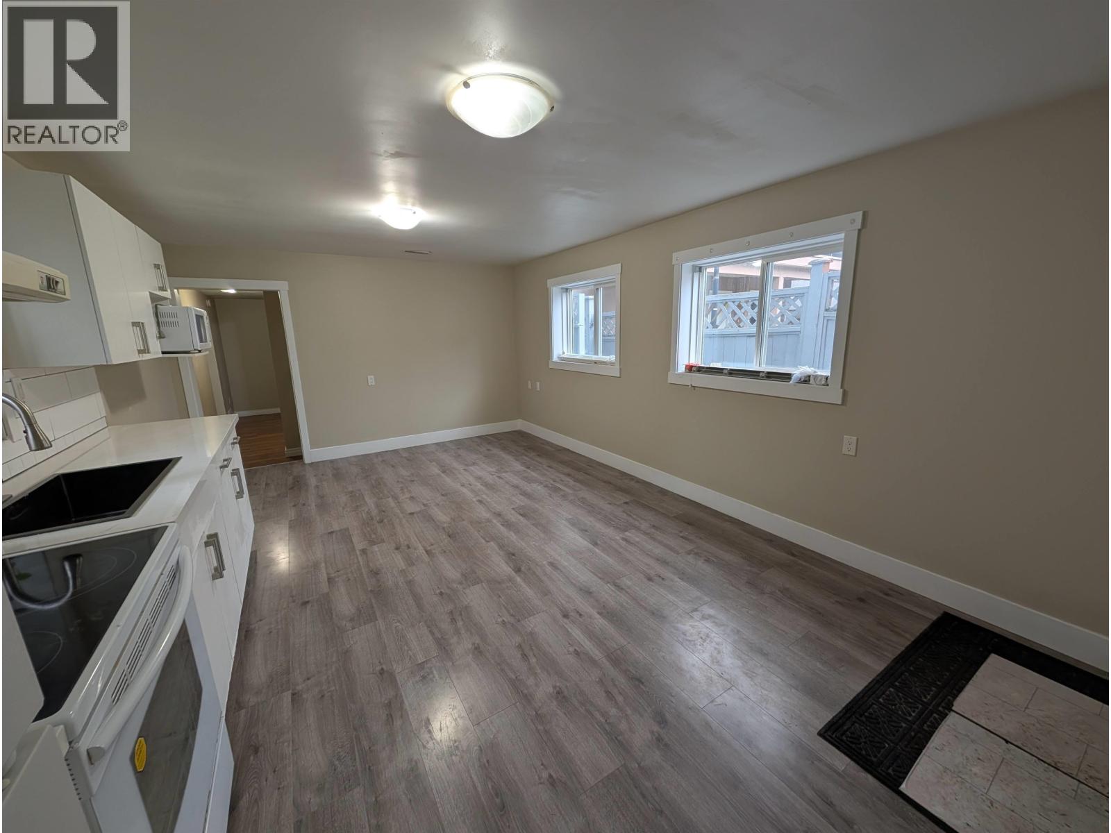 2bed 1xxx E 64 Avenue, Vancouver, British Columbia  V5X 2N8 - Photo 5 - R3074011