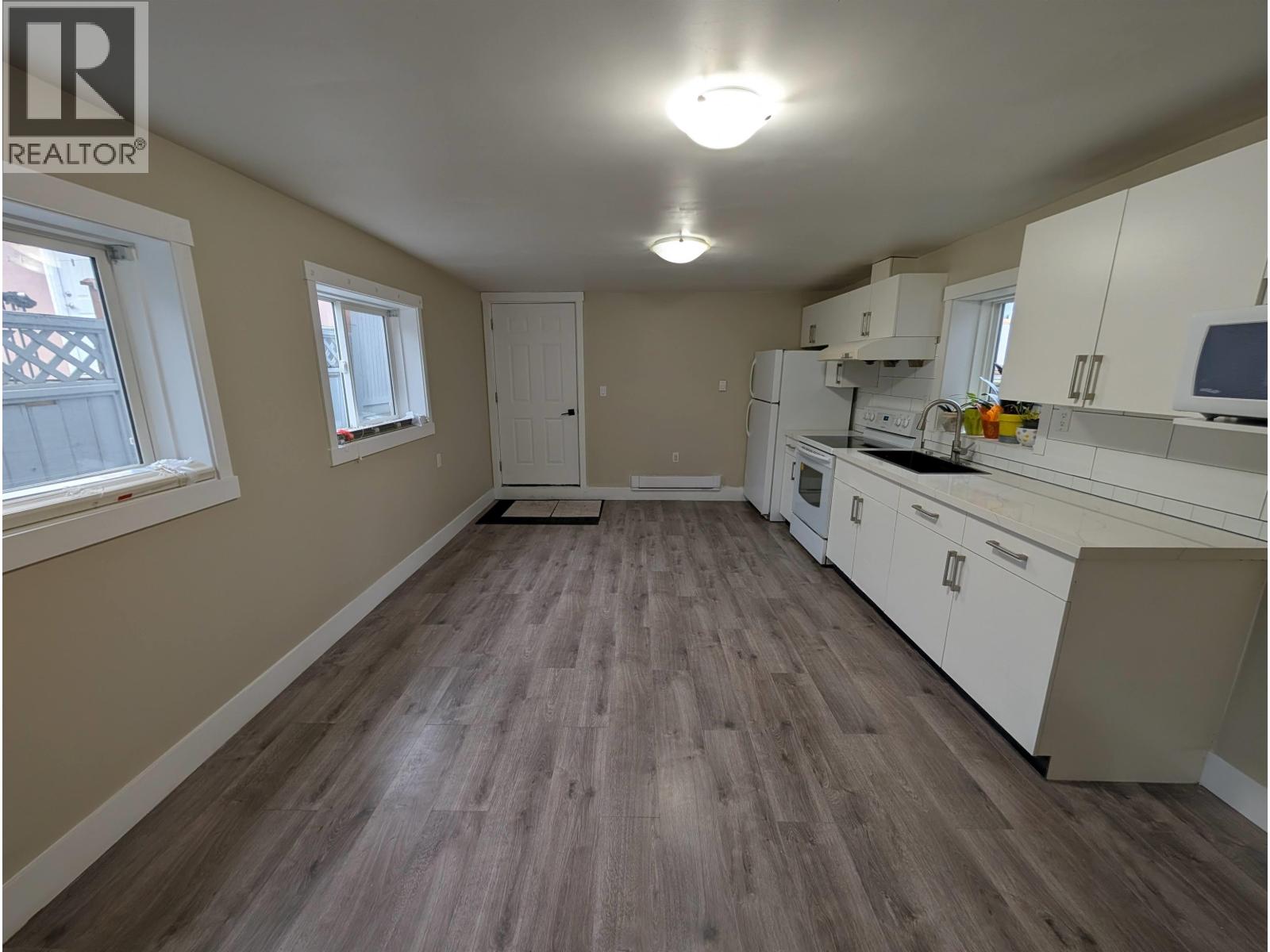 2bed 1xxx E 64 Avenue, Vancouver, British Columbia  V5X 2N8 - Photo 6 - R3074011