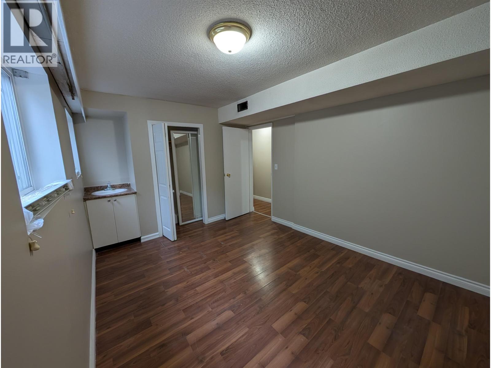 2bed 1xxx E 64 Avenue, Vancouver, British Columbia  V5X 2N8 - Photo 9 - R3074011