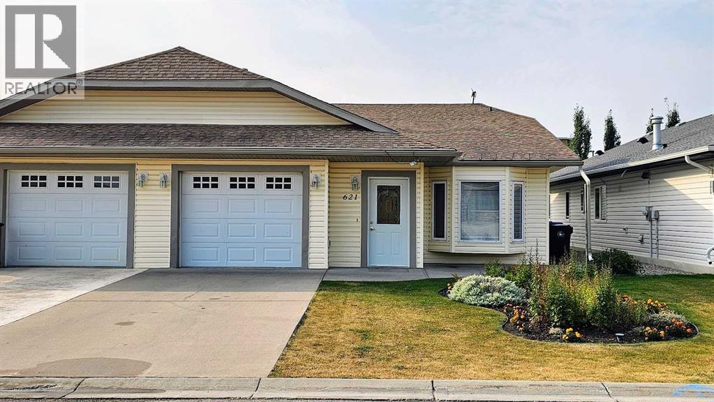 621 6 Avenue Sw, Sundre, Alberta T0M 1X0 - Photo 2 - A2255659