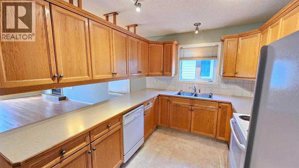 621 6 Avenue Sw, Sundre, Alberta T0M 1X0 - Photo 20 - A2255659