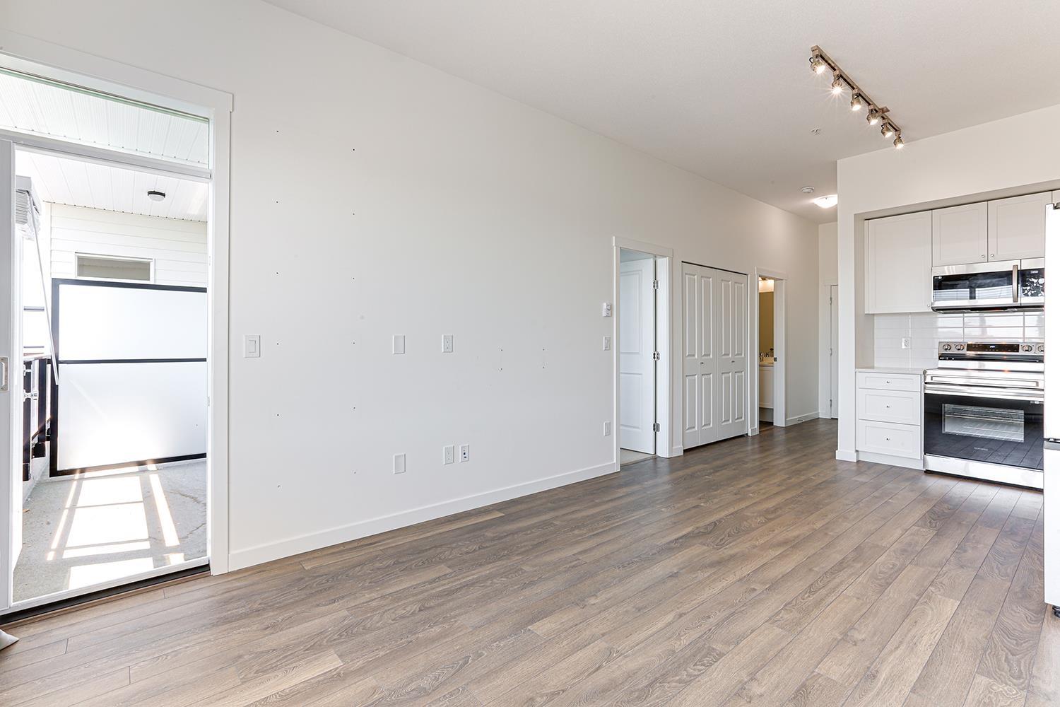 610 15858 Fraser Highway, Surrey, British Columbia  V4N 6X4 - Photo 5 - R3073964