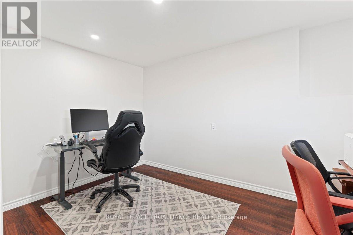 189 Nicholas Street, Quinte West, Ontario  K8V 6E8 - Photo 29 - X12566710