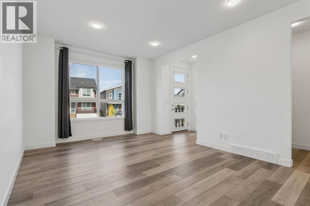 113 Calhoun Common Ne, Calgary, Alberta  T3P 1T2 - Photo 4 - A2263958