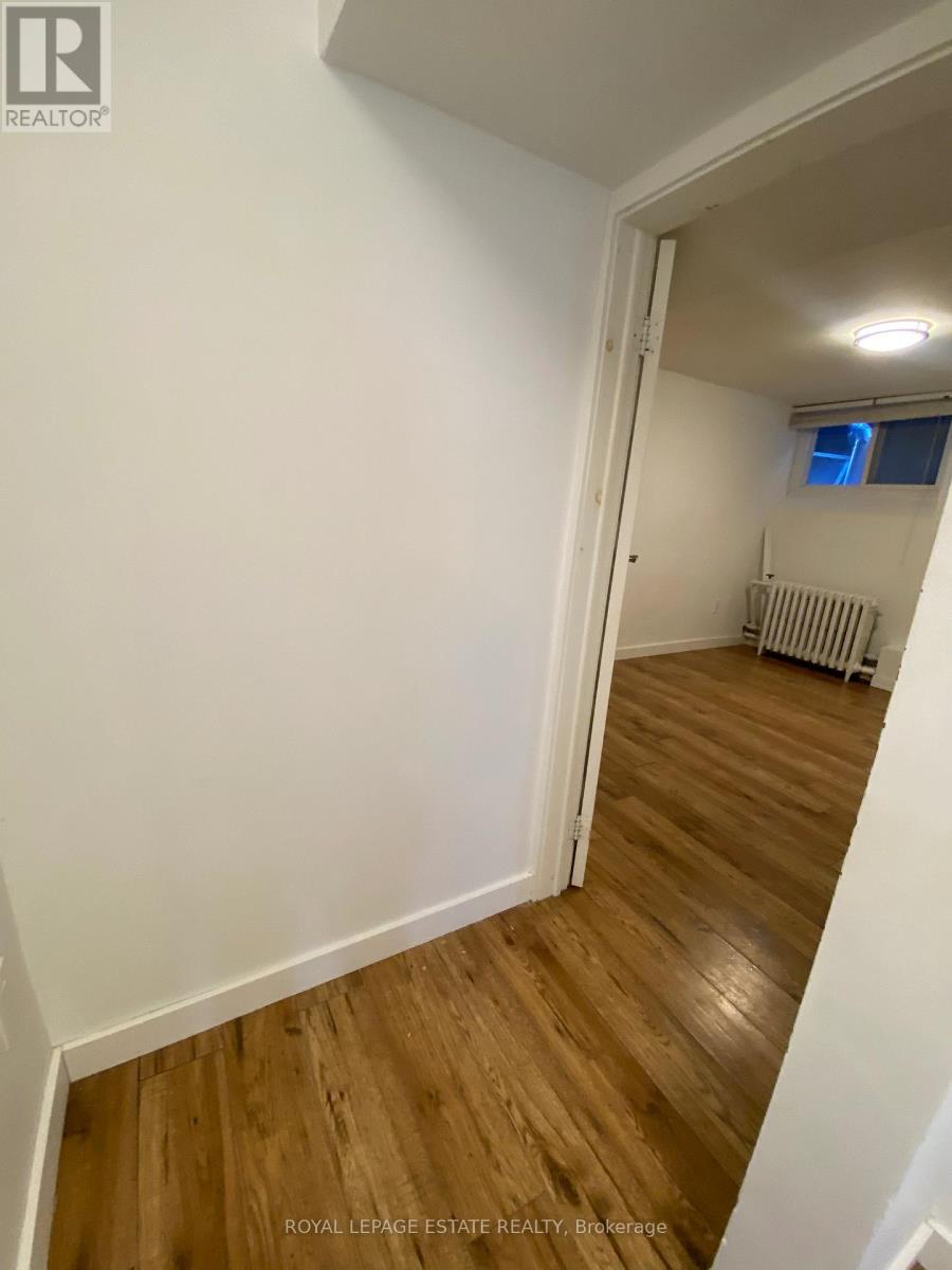 Bsmt Apt - 67 Boustead Avenue, Toronto, Ontario  M6R 1Y7 - Photo 12 - W12611430