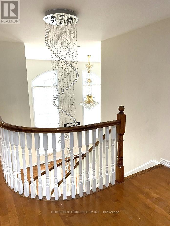 40 Pagnello Court, Markham, Ontario  L6B 0T3 - Photo 8 - N12635316