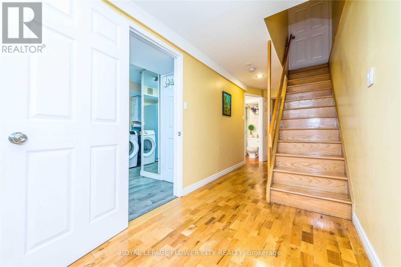 136 Chipmunk Crescent, Brampton, Ontario  L6R 1B3 - Photo 17 - W12635310