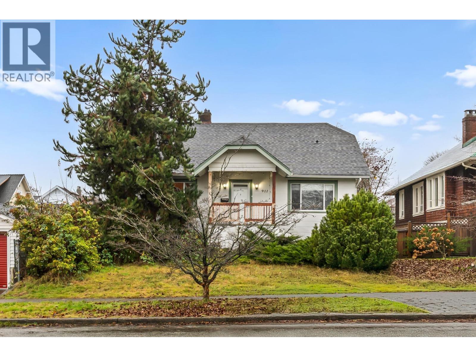 911 DUBLIN STREET, New Westminster, British Columbia