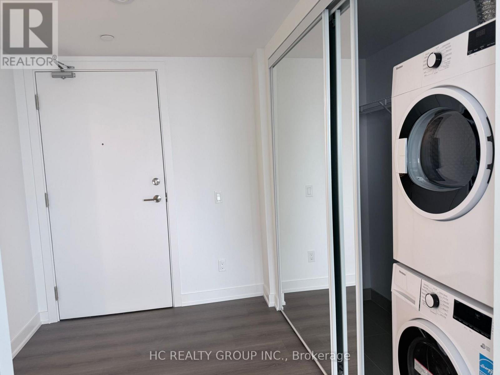 4216 - 8 Wellesley Street W, Toronto, Ontario  M4Y 0J5 - Photo 8 - C12635336