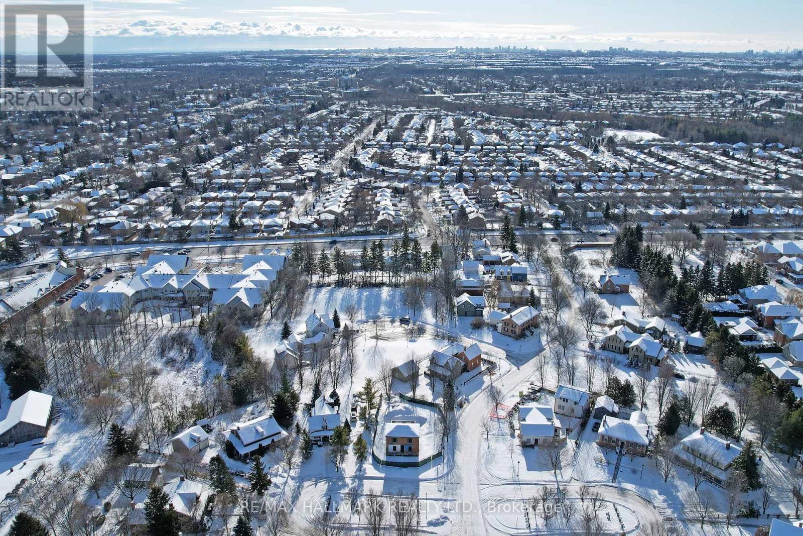 2 Alexander Hunter Place, Markham, Ontario  L6E 1A8 - Photo 12 - N12635334