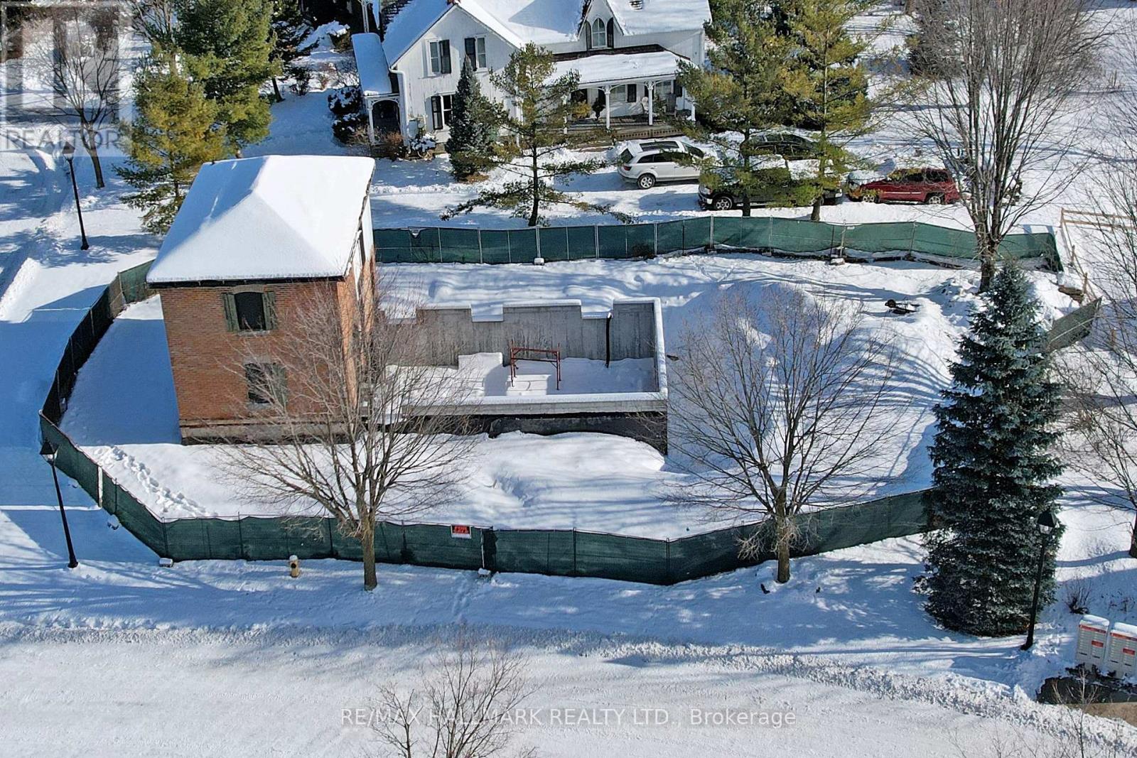 2 Alexander Hunter Place, Markham, Ontario  L6E 1A8 - Photo 9 - N12635334