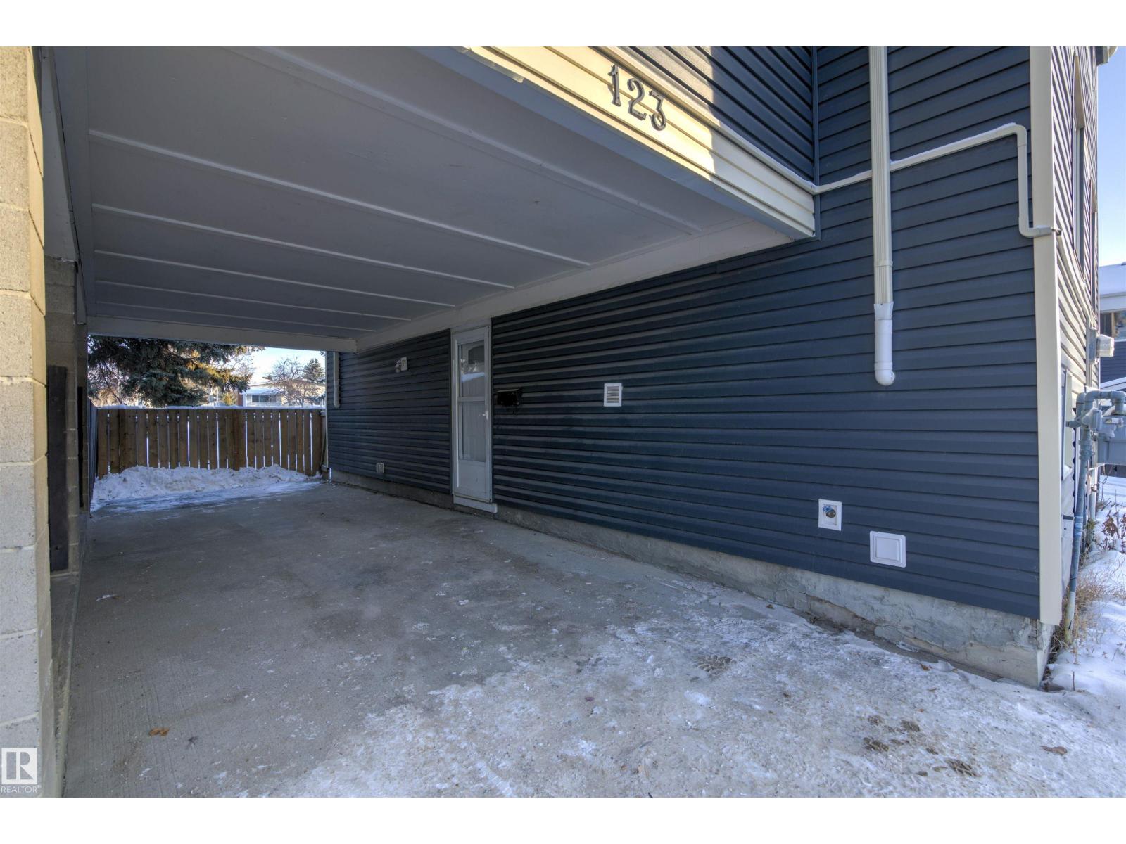 123 Morin Maze Mz Nw, Edmonton, Alberta T6K 1V1 - Photo 3 - E4468193