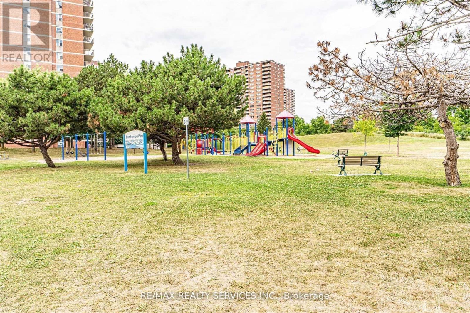 806 - 40 Panorama Court, Toronto, Ontario M9V 4M1 - Photo 3 - W12635324