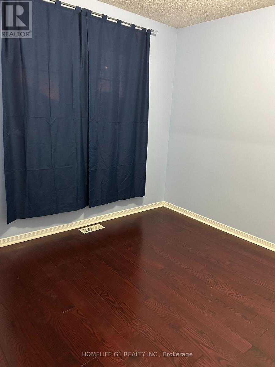 183 Toba Crescent, Brampton, Ontario  L6Z 4W3 - Photo 15 - W12635350