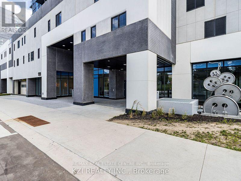 1001 - 128 King Street N, Waterloo, Ontario  N2J 2Y2 - Photo 2 - X12635340