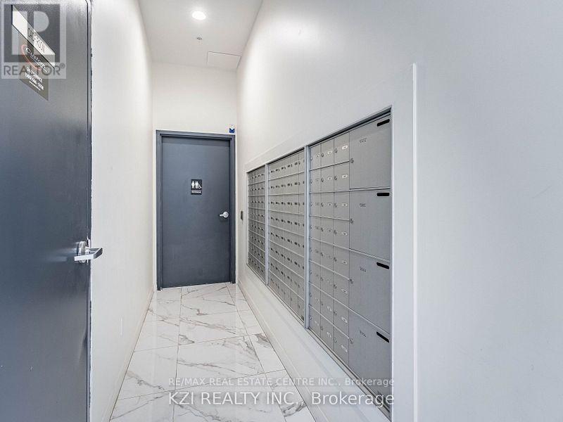 1001 - 128 King Street N, Waterloo, Ontario  N2J 2Y2 - Photo 9 - X12635340