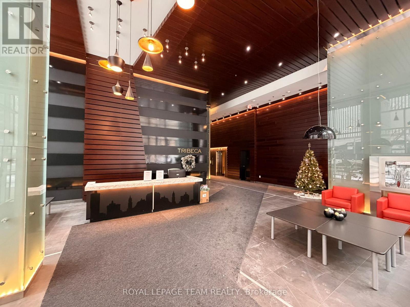 908 - 179 Metcalfe Street, Ottawa, Ontario K2P 1P7 - Photo 3 - X12635352