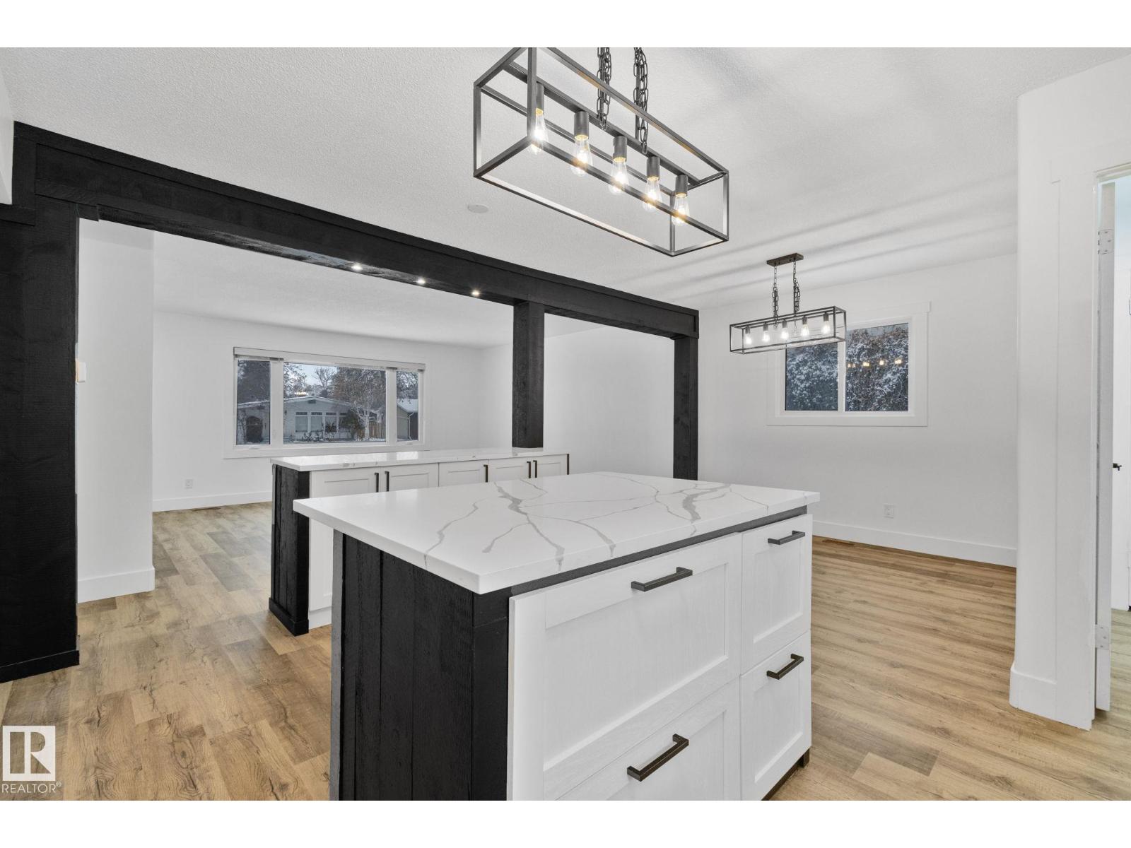 16 Larose Dr, St. Albert, Alberta  T8N 1S6 - Photo 10 - E4467642