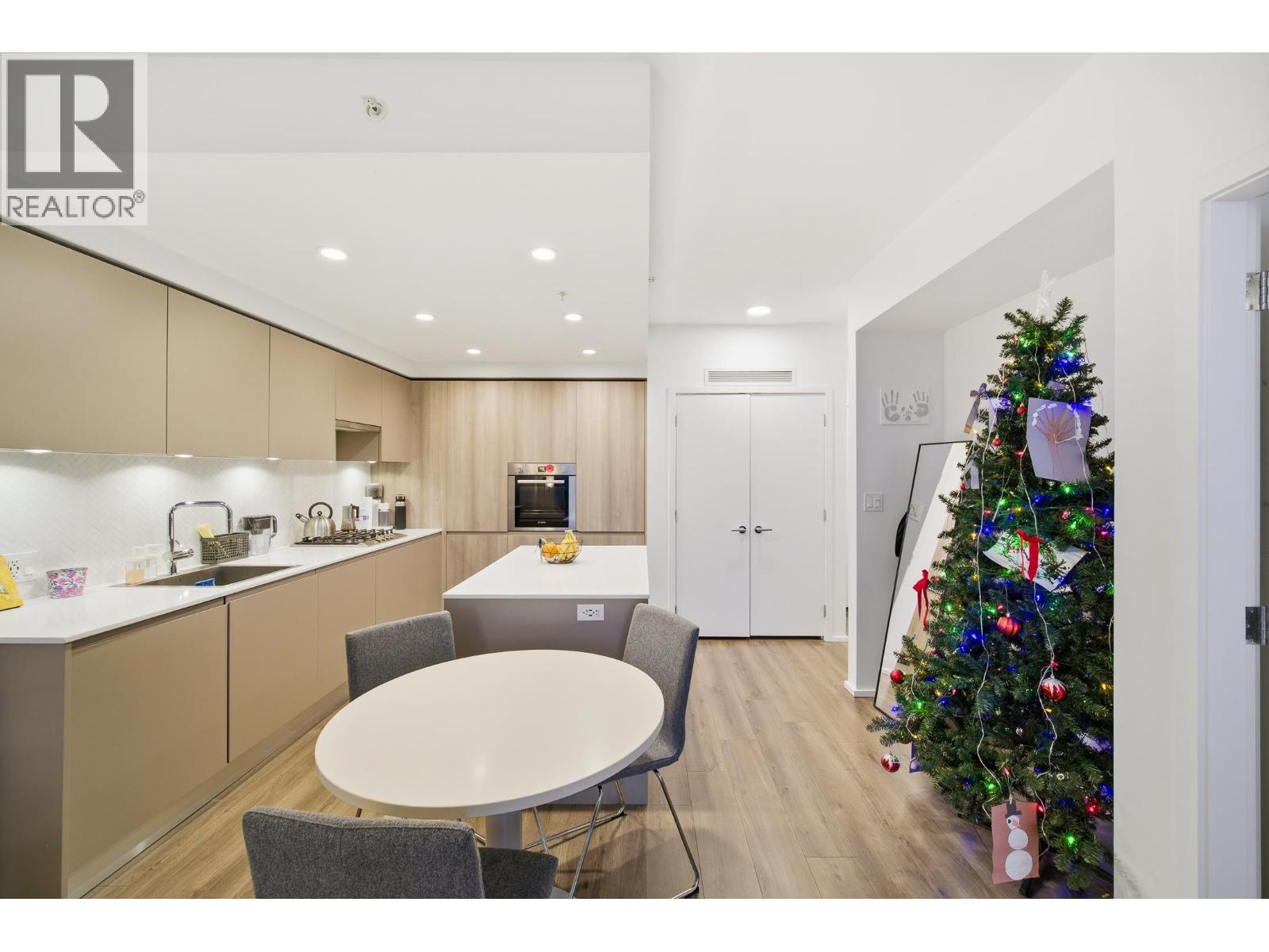 4704 3809 Evergreen Place, Burnaby, British Columbia  V3J 0M1 - Photo 18 - R3072702