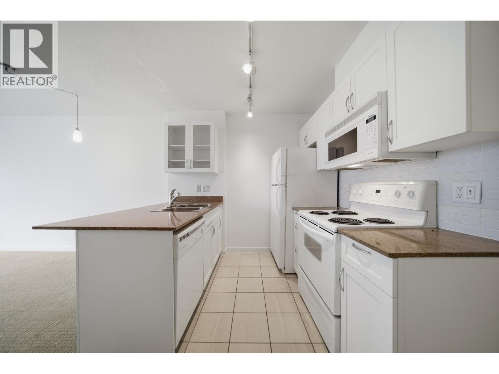 1908 938 Smithe Street, Vancouver, British Columbia  V6Z 3H8 - Photo 13 - R3074020