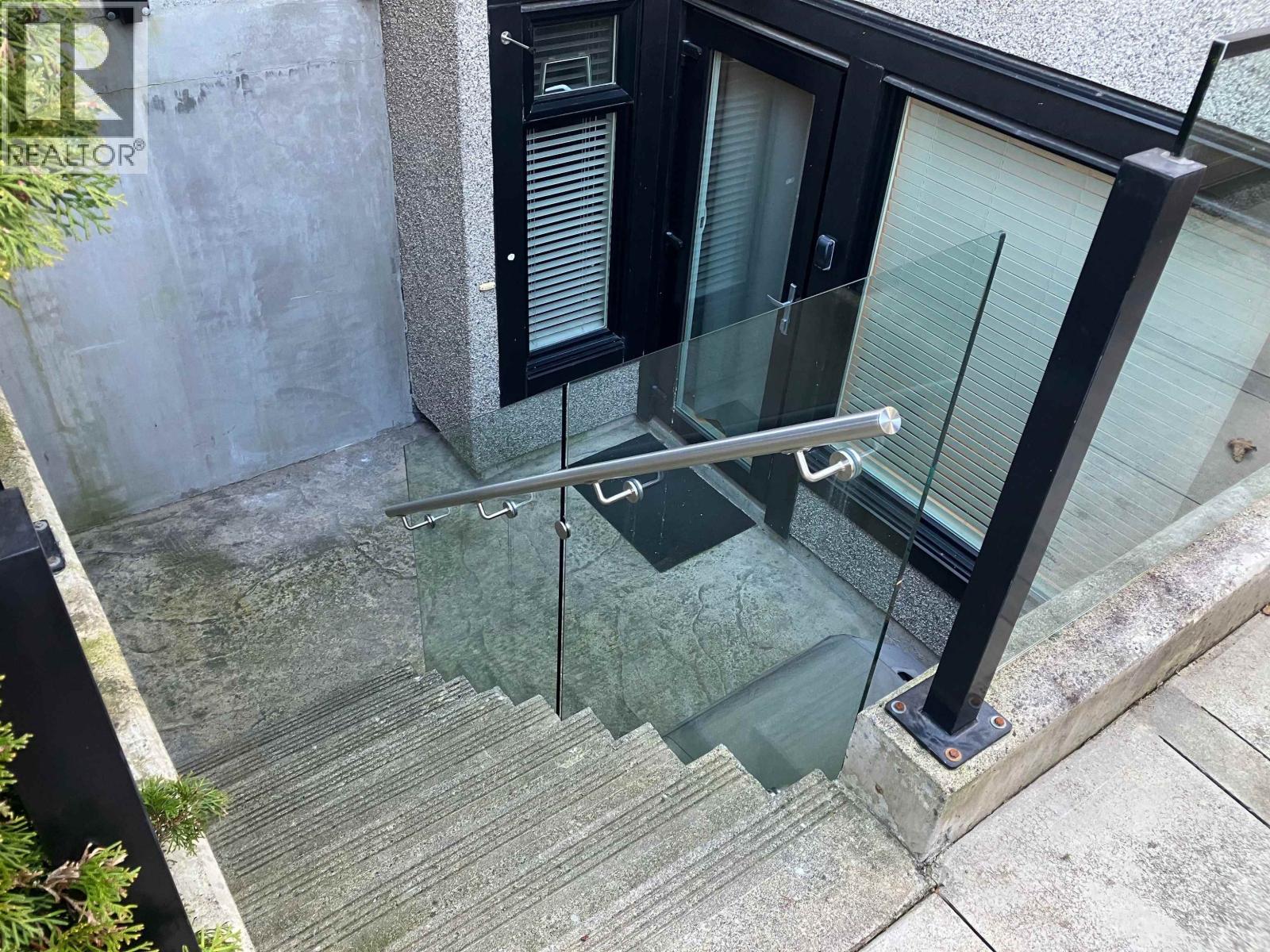 469 W 20th Avenue, Vancouver, British Columbia  V5Y 2C7 - Photo 14 - R3074014