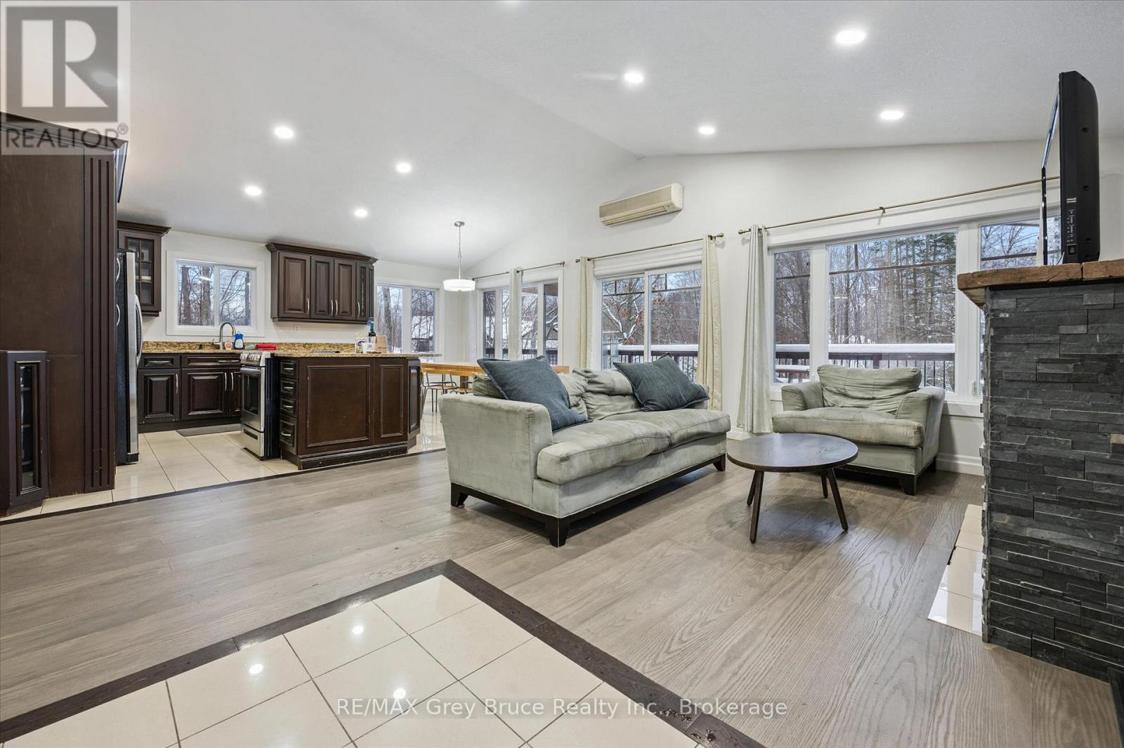 3 Sugarbush Road, South Bruce Peninsula, Ontario N0H 2T0 - Photo 6 - X12635364