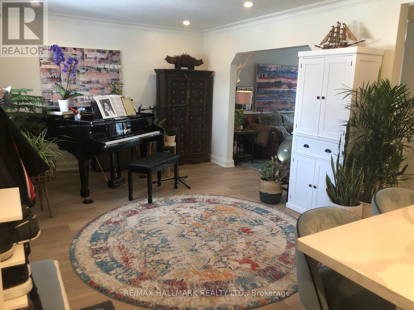 203 Elmhurst Avenue, Toronto, Ontario  M2N 1S2 - Photo 14 - C12635362