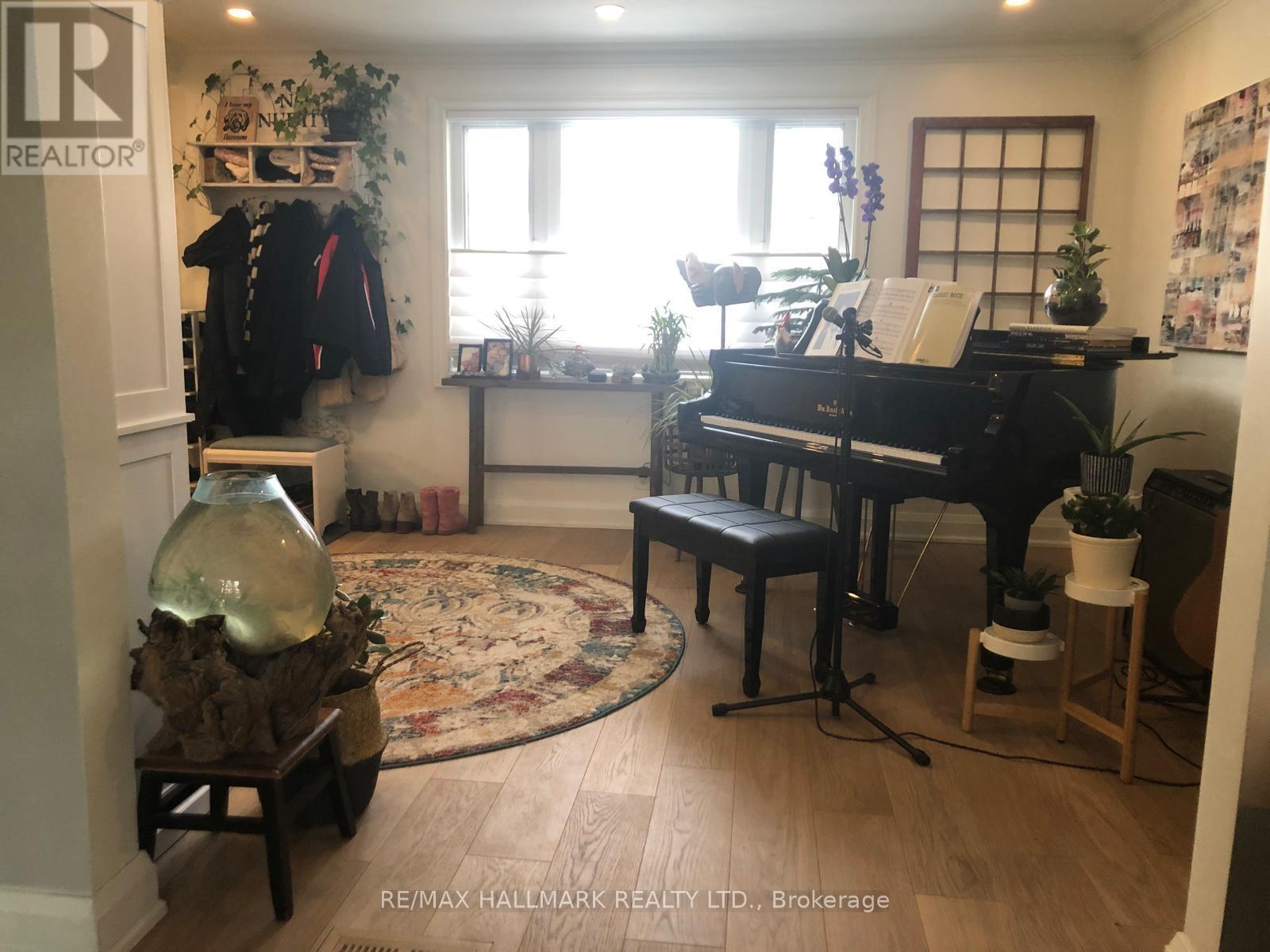 203 Elmhurst Avenue, Toronto, Ontario  M2N 1S2 - Photo 15 - C12635362