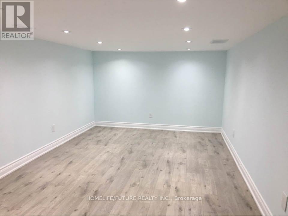 177 ELMHURST AVENUE, Toronto, Ontario