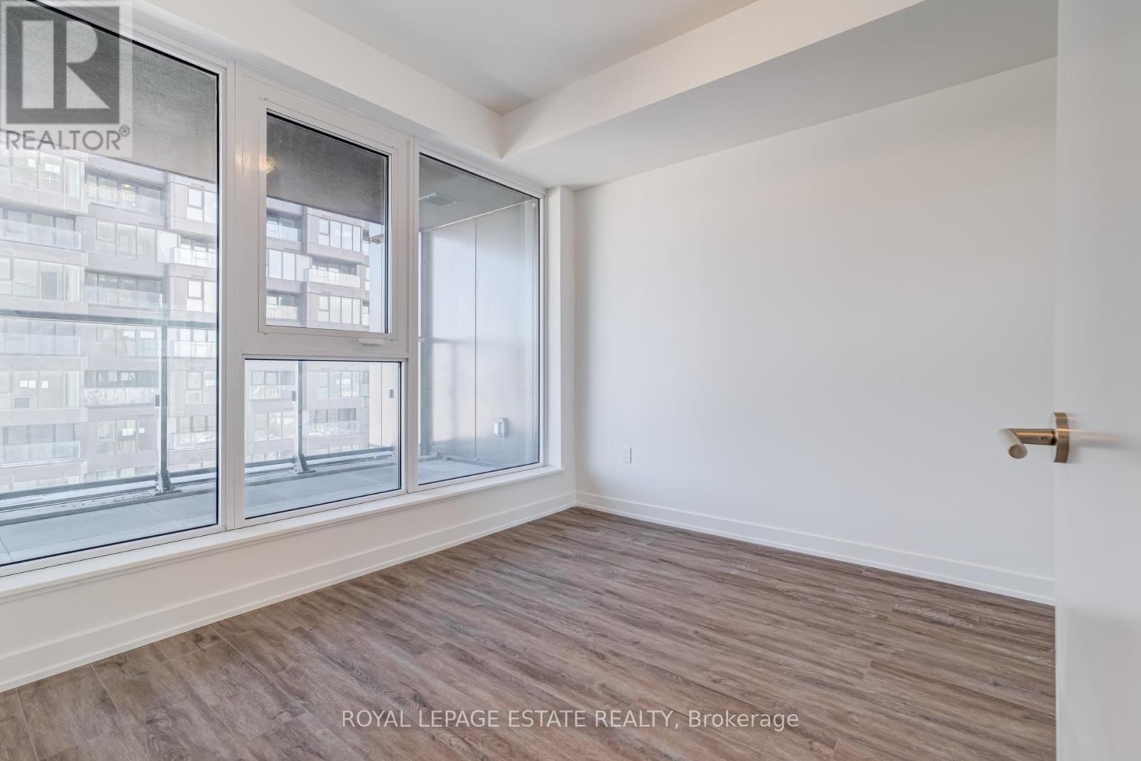 1511 - 1 Quarrington Lane, Toronto, Ontario  M3C 0S4 - Photo 9 - C12635376