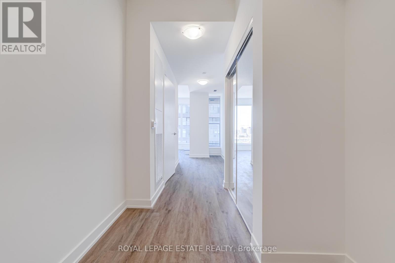 1511 - 1 Quarrington Lane, Toronto, Ontario  M3C 0S4 - Photo 14 - C12635376