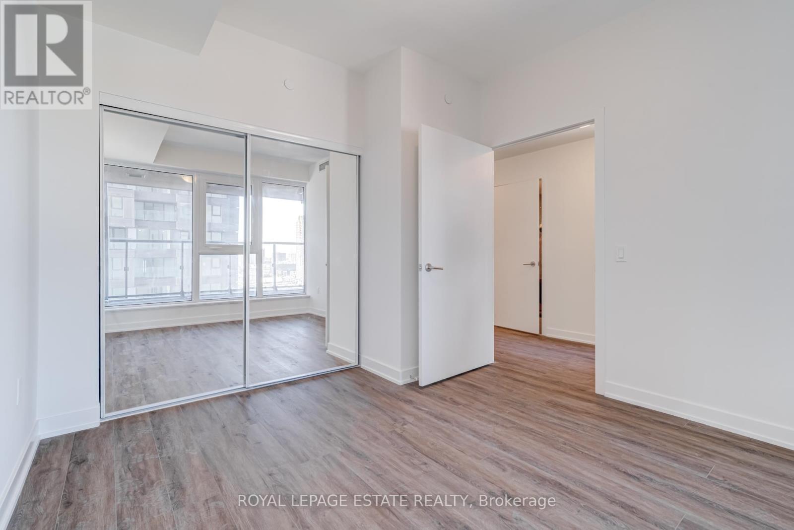 1511 - 1 Quarrington Lane, Toronto, Ontario  M3C 0S4 - Photo 11 - C12635376