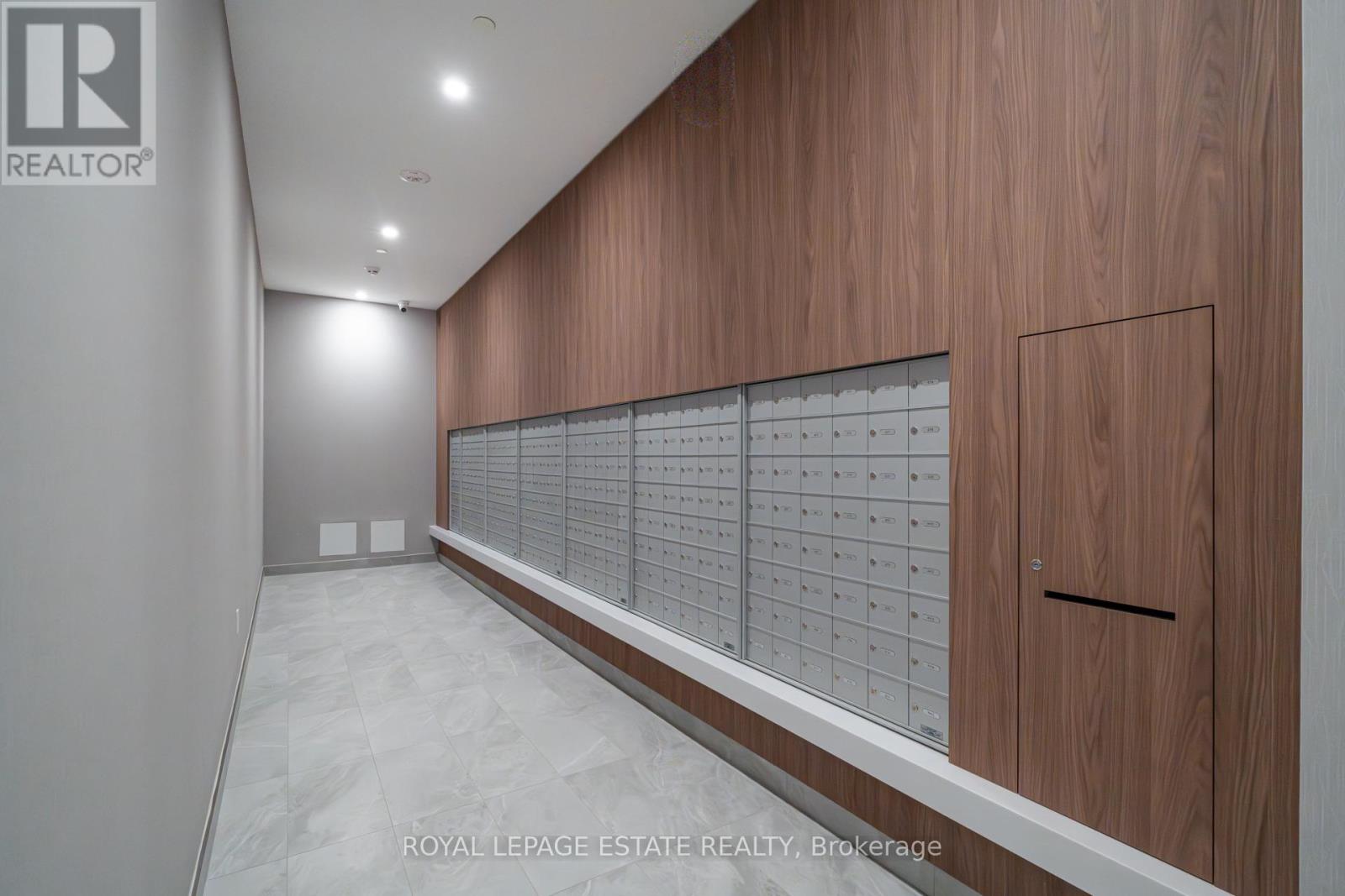 1511 - 1 Quarrington Lane, Toronto, Ontario  M3C 0S4 - Photo 20 - C12635376