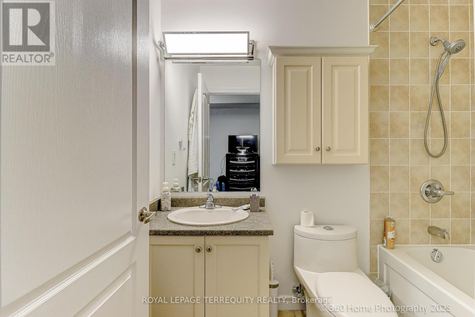 802 - 2772 Keele Street, Toronto, Ontario  M3M 0A3 - Photo 14 - W12555812