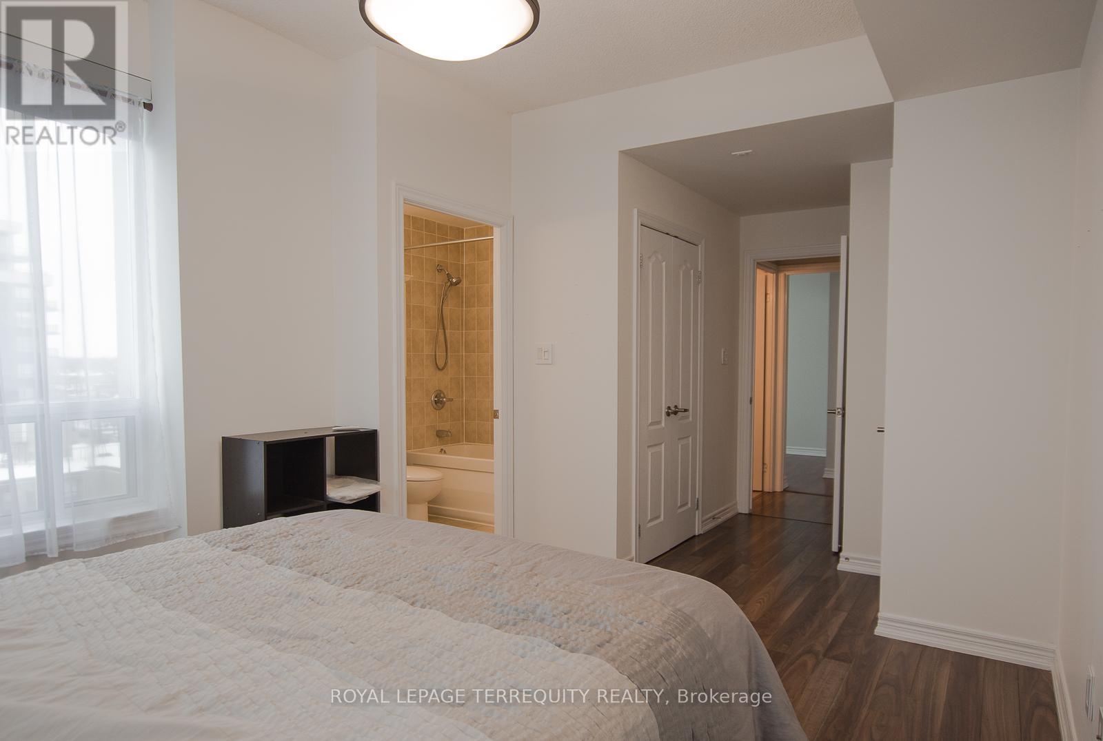 802 - 2772 Keele Street, Toronto, Ontario  M3M 0A3 - Photo 8 - W12555812