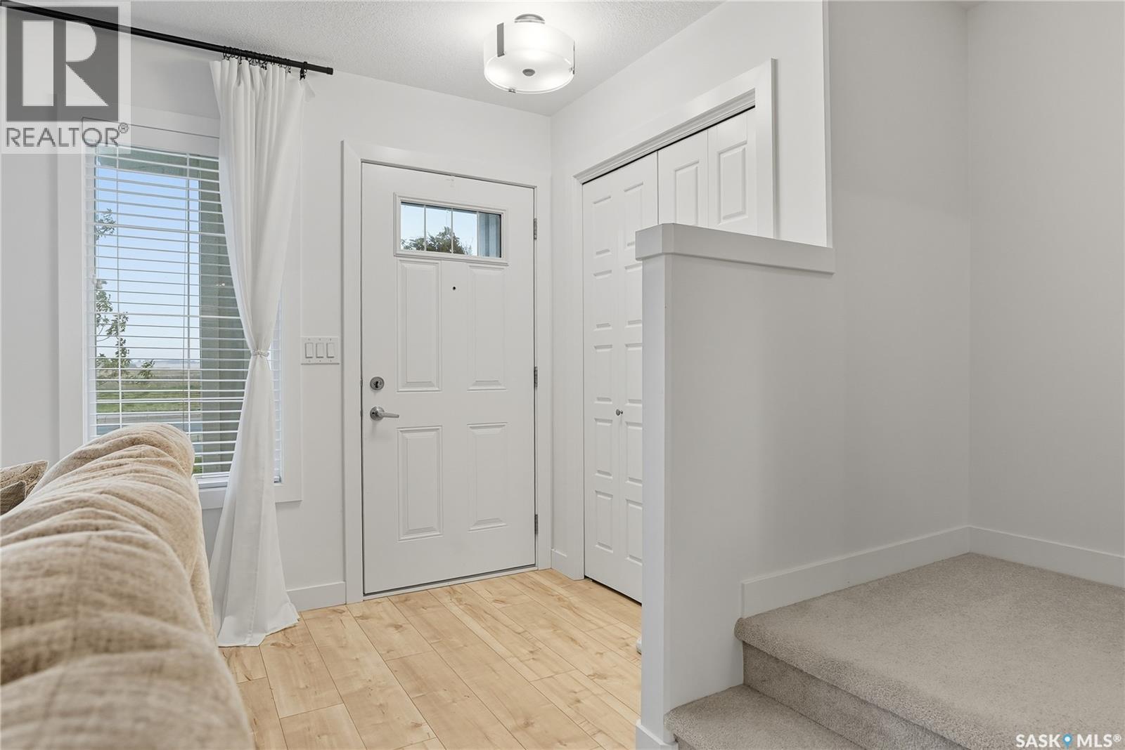 304 Mcormond Drive, Saskatoon, Saskatchewan  S7V 0W9 - Photo 3 - SK025669