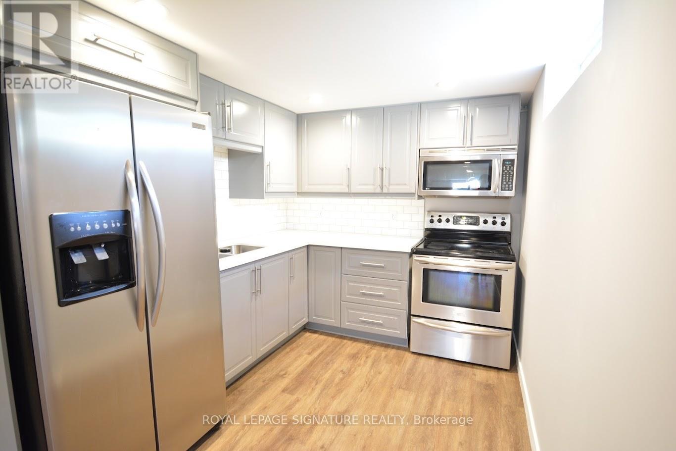 131 HIGHMAN AVENUE, cambridge, Ontario