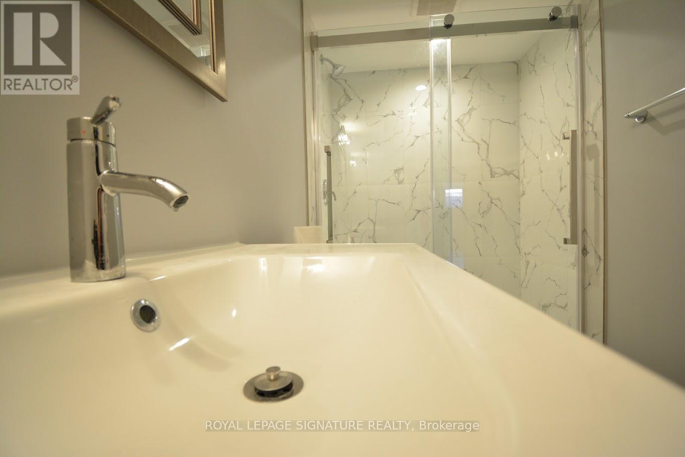 131 Highman Avenue, Cambridge, Ontario  N1R 3M2 - Photo 3 - X12635374