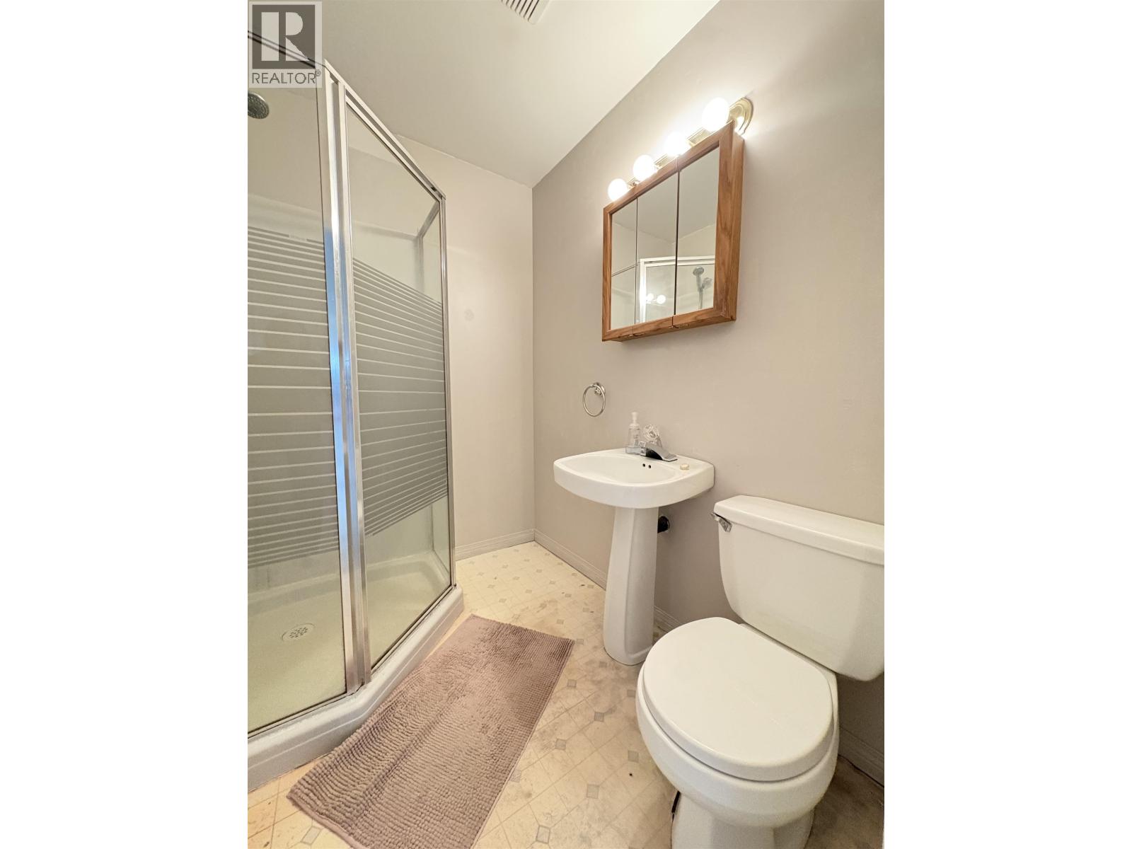 734 Preston Road, Prince George, British Columbia  V2K 1A8 - Photo 14 - R3070870