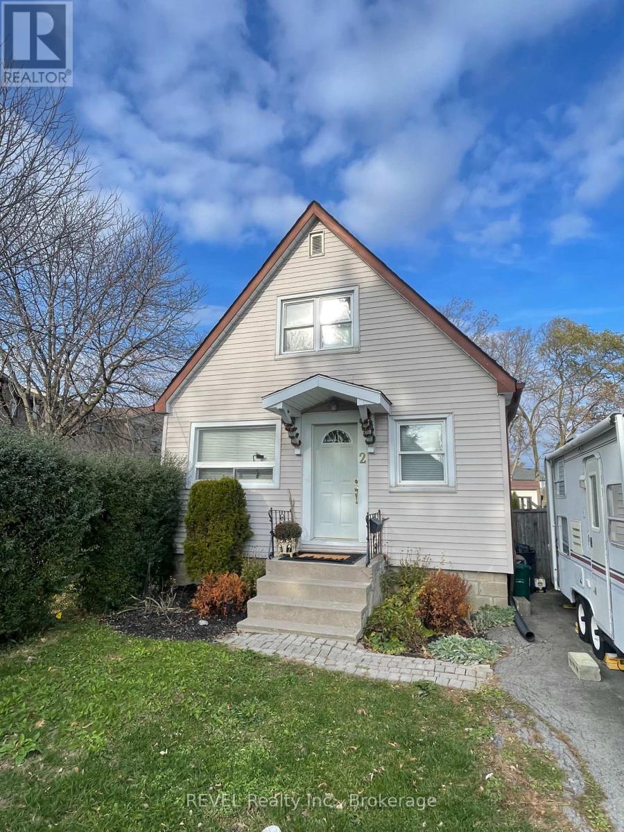 2 KENT STREET, st. catharines (western hill), Ontario