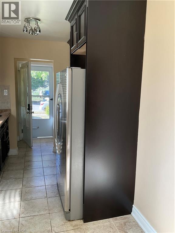 486b Kingscourt Drive, Waterloo, Ontario  N2K 2Y7 - Photo 8 - 40794079