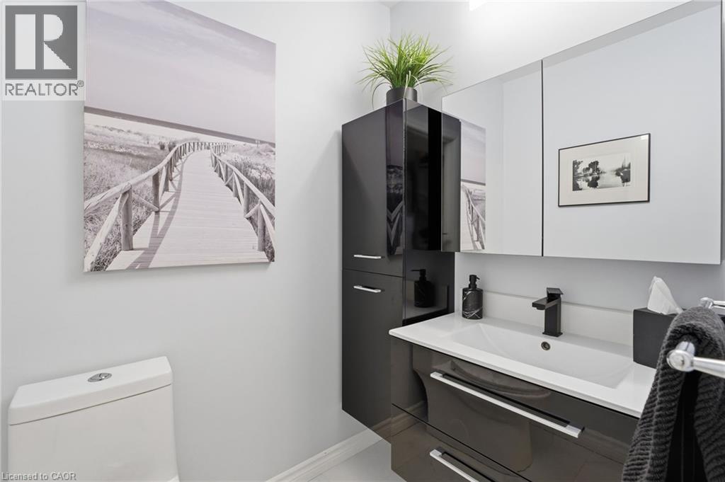 668 Tomahawk Crescent, Ancaster, Ontario  L9G 3R2 - Photo 19 - 40786671