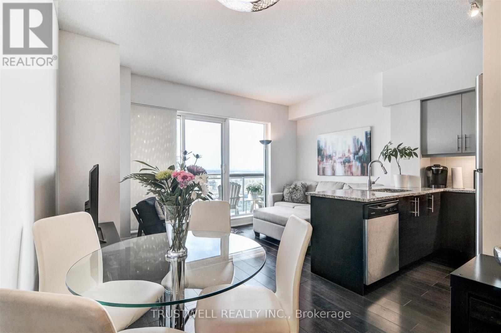 1611 - 83 REDPATH AVENUE, toronto (mount pleasant west), Ontario